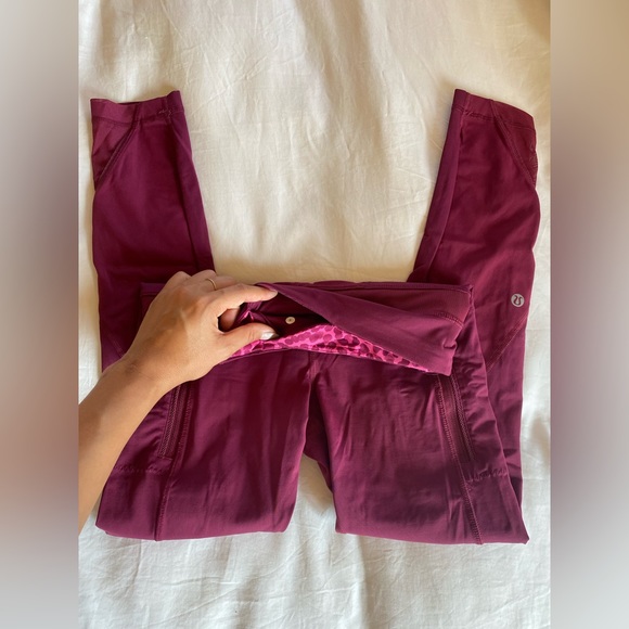 Lululemon RARE inspire tight II (mesh) size 4 - Picture 7 of 9